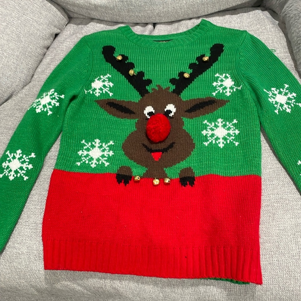Forever 21 christmas rudolph sweater